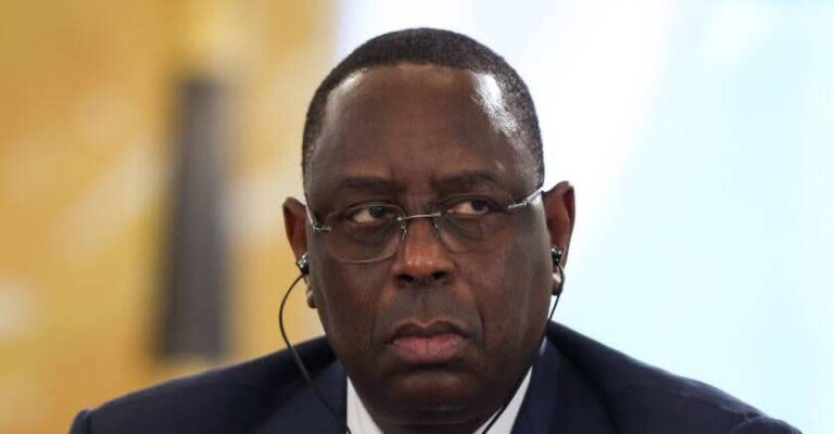 Affaire du compte bancaire de 1000 milliards: Macky Sall porte plainte contre X