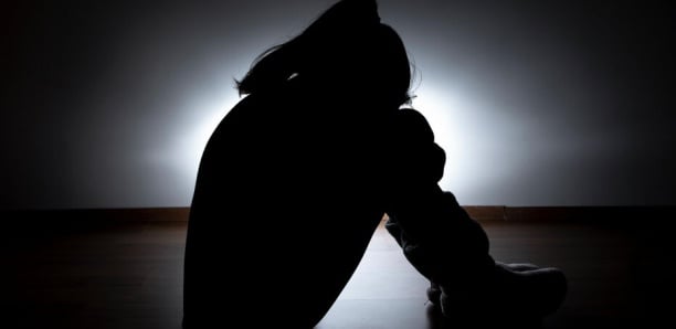 GRAND MBAO – VIOLENCES, MENACES DE MORT, ALCOOLISME : UNE MÈRE SUPPLIE LA JUSTICE DE LA SAUVER DE SA PROPRE FILLE