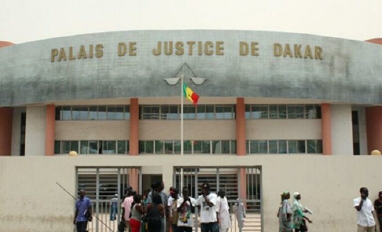 Tribunal de Dakar: Deux faux greffiers arrêtés pour extorsion et usurpation de fonction