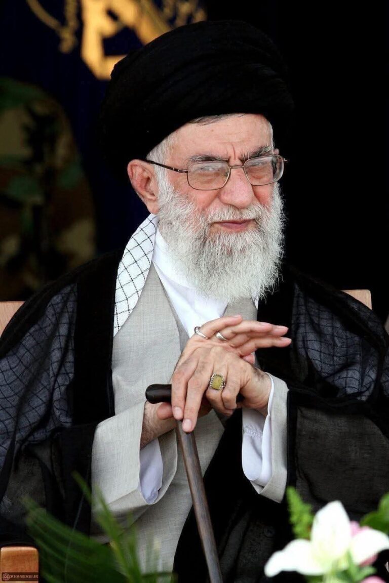 Menacé par Israël, l’inamovible dirigeant iranien Ali Khamenei se bat pour sa survie          France 24