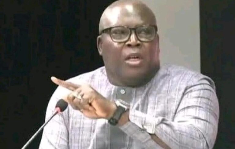 Affaire Sanna Manjang : le journaliste Pape Sané placé en garde à vue à la SR de Colobane