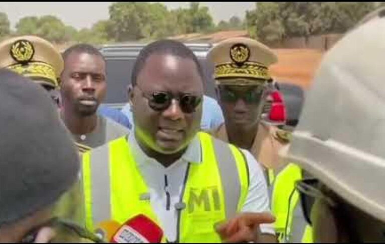 MAI 2026 : L’HEURE DES LIVRAISONS POUR L’ÉTAT Déthié Fall déroule la liste des chantiers et promet une montée en puissance des infrastructures