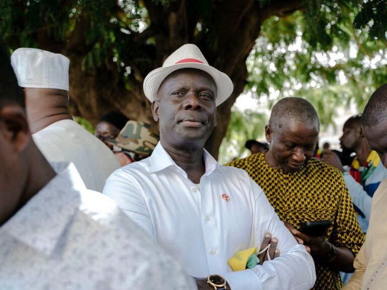 Hausse du prix du carburant : Malick Gackou dénonce une « malédiction du pétrole